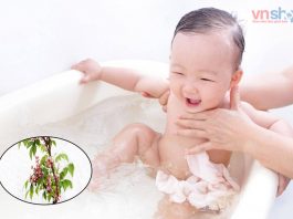 Cách tắm lá khế cho trẻ sơ sinh
