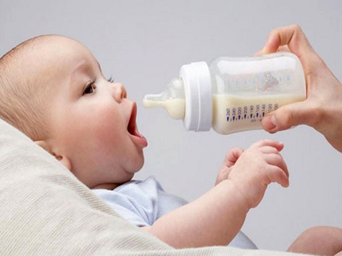 Trẻ trên 6 tháng tuổi sử dụng sữa công thức
