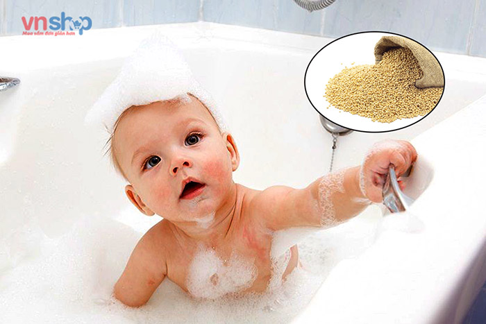 tắm hạt kê cho trẻ sơ sinh