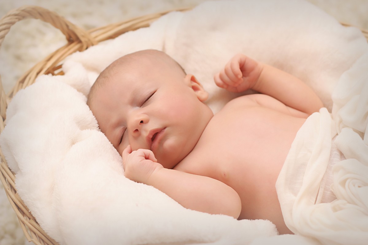 Trẻ sơ sinh bị ho khi ngủ_2
