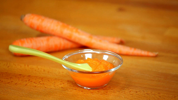 Lưu ý khi dùng nước ép cà rốt cho bé