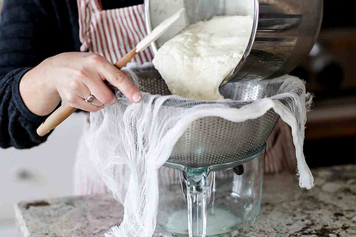 Cách làm sữa chua Hy Lạp giảm cân đơn giản tại nhà