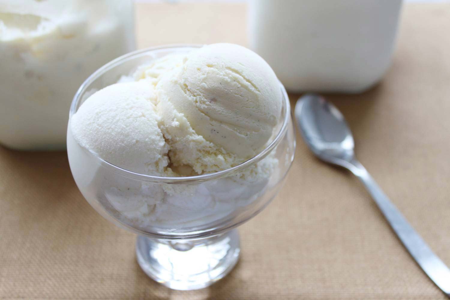 cách làm kem tươi không cần sữa đặc cực đơn giản
