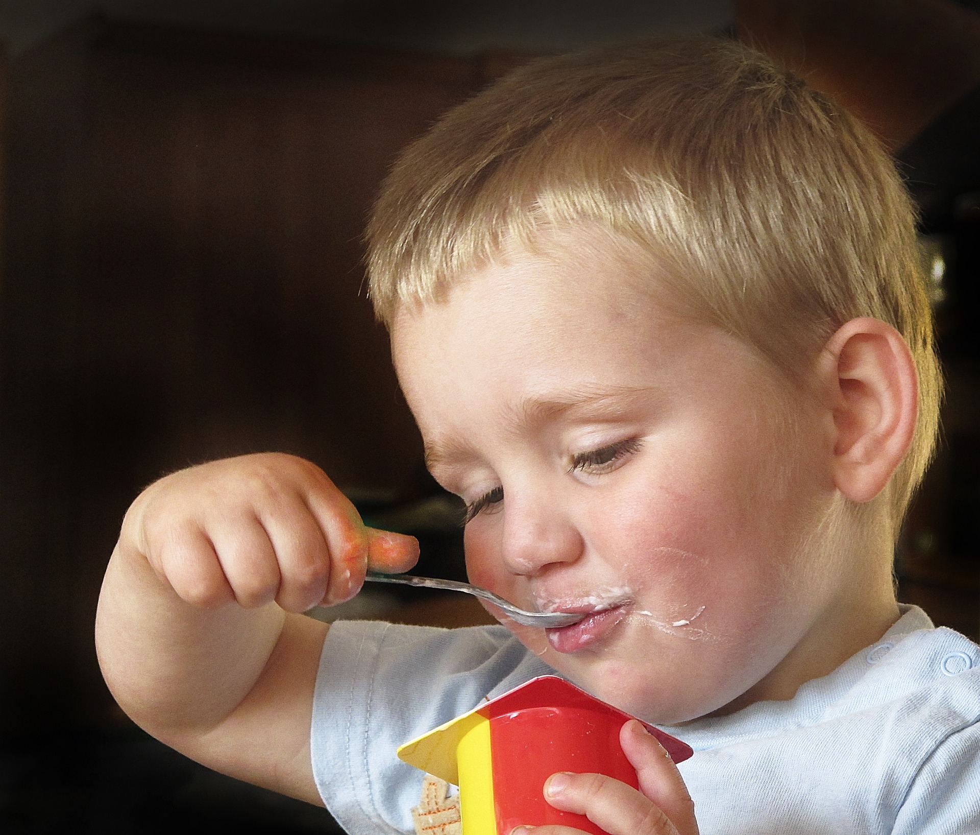 Các loại sữa chua cho bé dưới 1 tuổi tốt nhất - Tin Tức VNShop